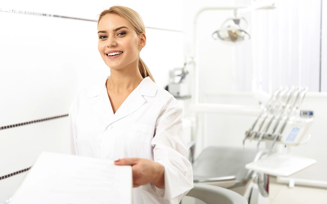 Can Veneers Be Repaired or Replaced If Damaged?